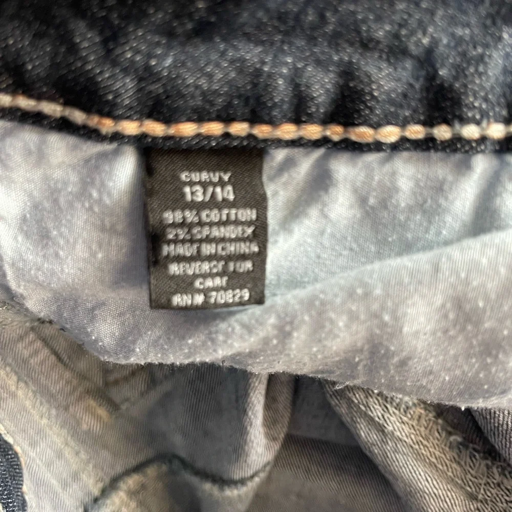 Rue21 Dark Blue Curvy Distressed Cuffed Denim Shorts - Picture 4 of 4